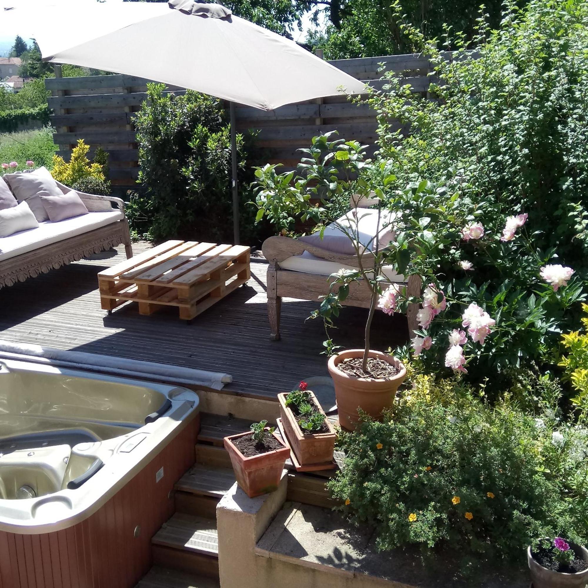 Relais St Jacques - Roanne Bed and Breakfast Saint-Haon-le-Châtel Exteriör bild